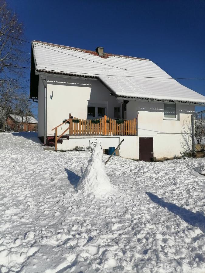 Apartmán Lucija Lovinac  Exteriér fotografie