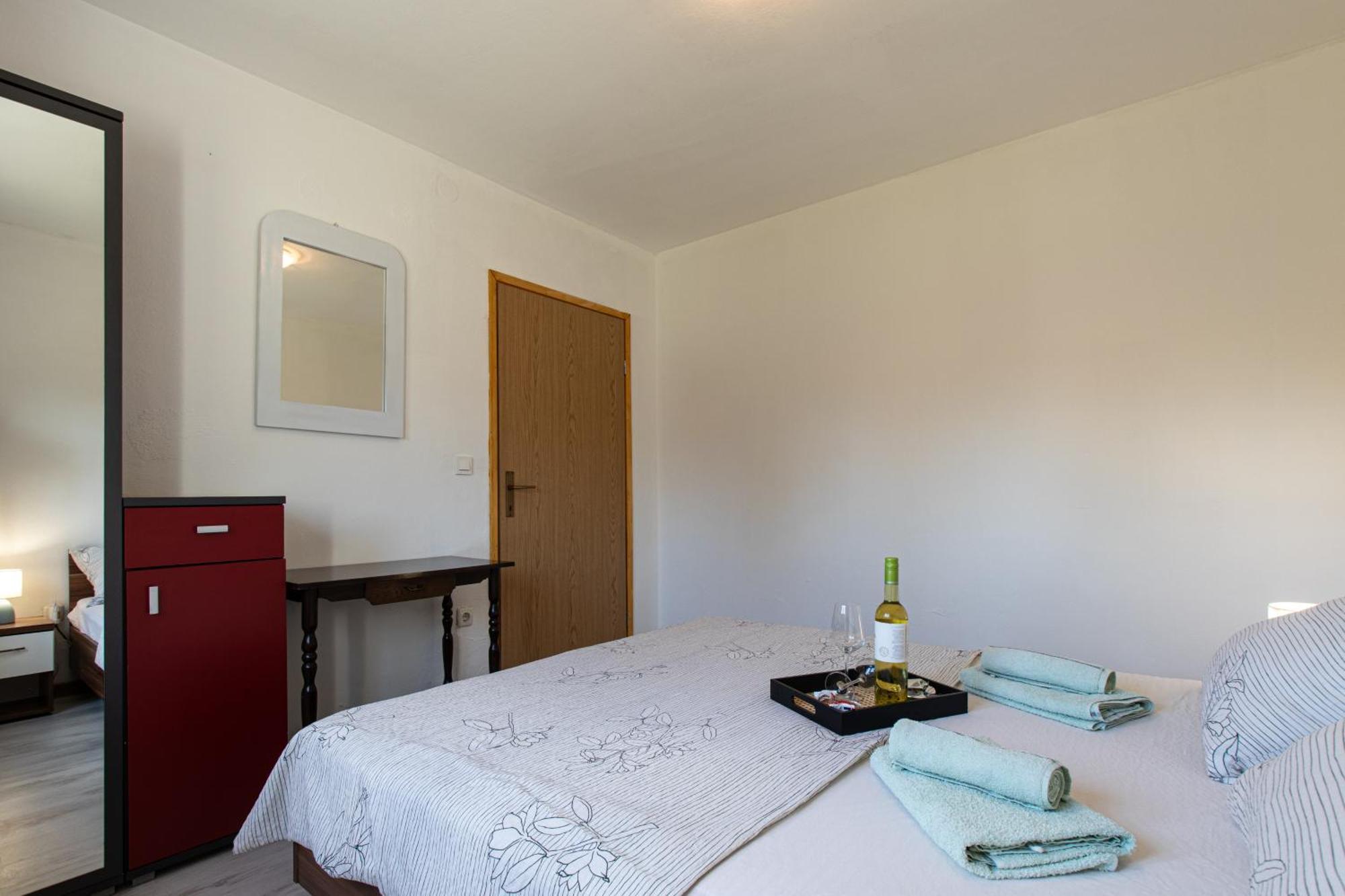 Apartmán Lucija Lovinac  Exteriér fotografie